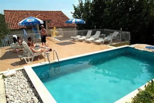 Apartment Marin Molunat