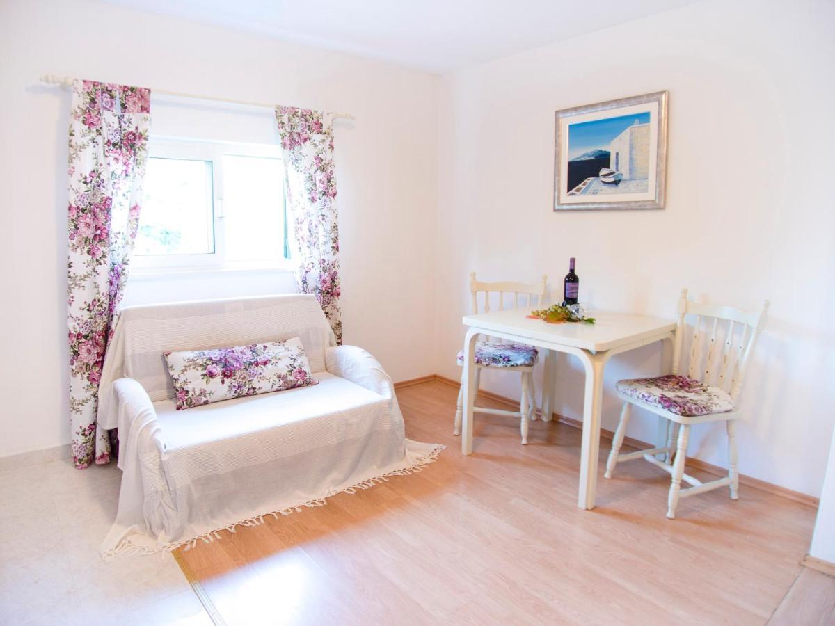 Apartment Marin
